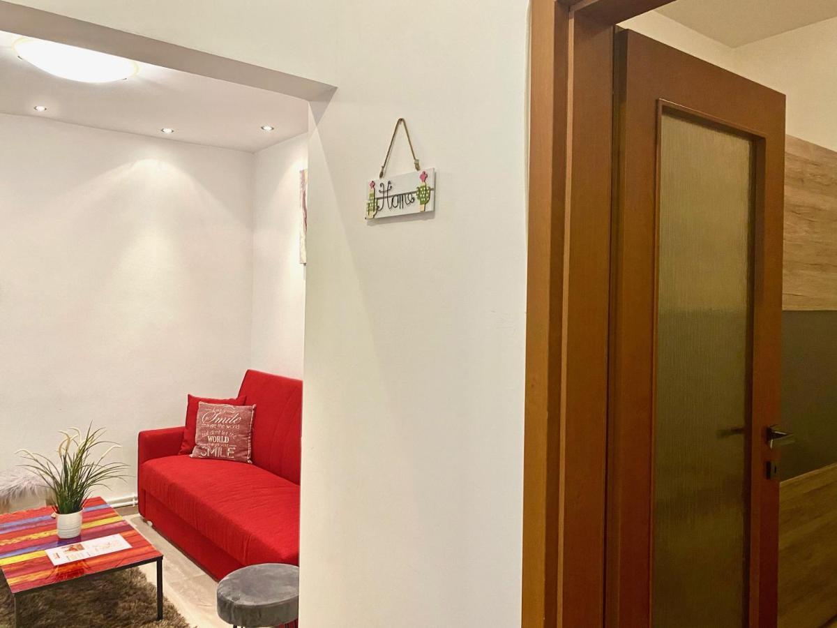 Modern Old Town Central Apartment Букурещ Екстериор снимка