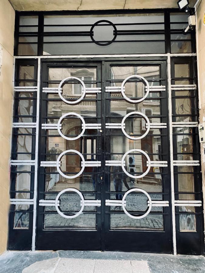 Modern Old Town Central Apartment Букурещ Екстериор снимка